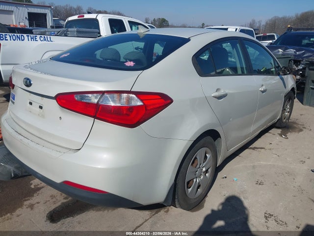 44304210 :رقم المزاد ، KNAFK4A66F5291479 vin ، 2015 Kia Forte Lx مزاد بيع