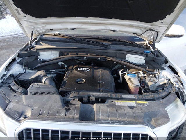 WA1LFAFP9FA145914 Audi Q5 2.0t Premium