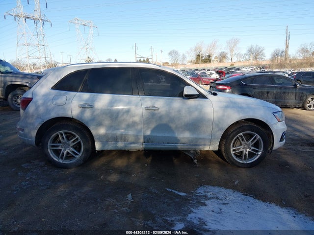 WA1LFAFP9FA145914 Audi Q5 2.0t Premium