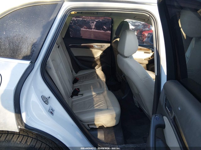 WA1LFAFP9FA145914 Audi Q5 2.0t Premium