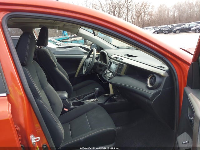 2015 Toyota Rav4 Xle მანქანა იყიდება აუქციონზე, vin: 2T3RFREV8FW354271, აუქციონის ნომერი: 44304221