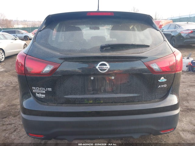 JN1BJ1CR2KW326858 Nissan Rogue Sport S