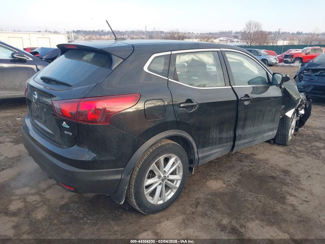 JN1BJ1CR2KW326858 Nissan Rogue Sport S