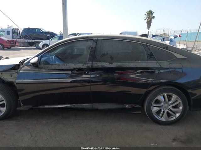 1HGCV1F18KA132491 Honda ACCORD LX