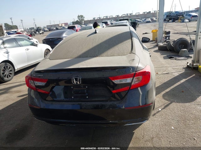 1HGCV1F18KA132491 Honda ACCORD LX