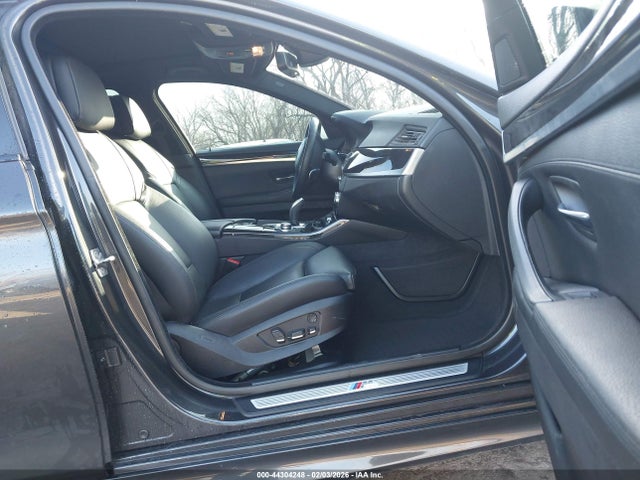 2012 BMW 550I WBAFU9C58CDY69837 Photo 4