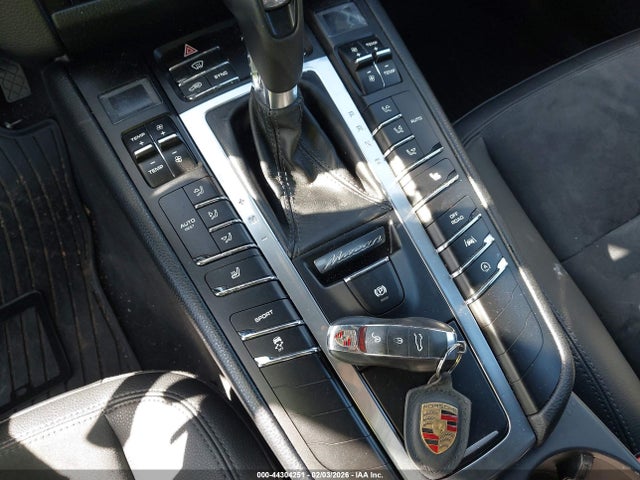 Porsche Macan 2017 WP1AA2A51HLB04223 Image 11
