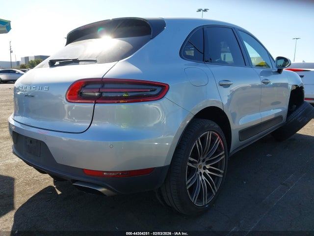 Porsche Macan 2017 WP1AA2A51HLB04223 Image 4