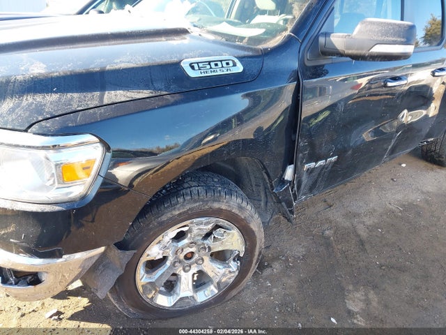 1C6SRFBT1LN224370 RAM 1500 Big Horn 4x4 6&#039;4 Box