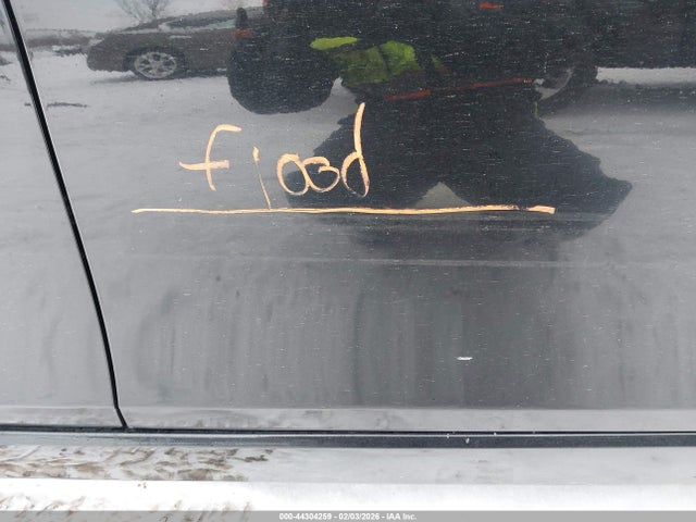 2010 BMW 528I WBANV1C57AC157574 Photo 5