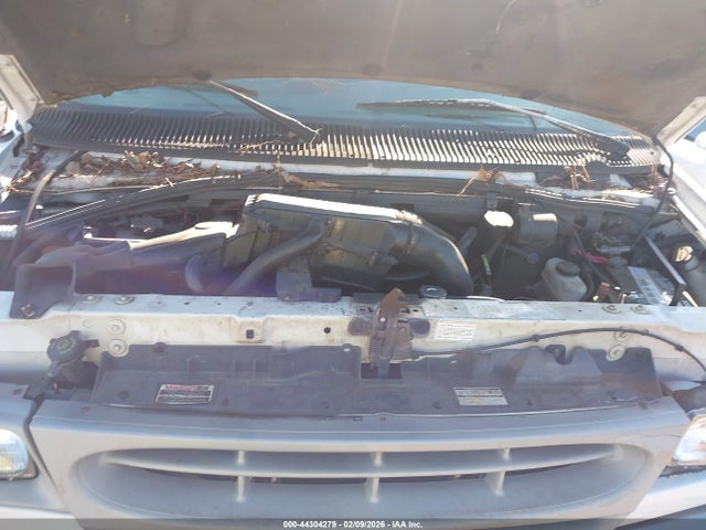 1994 FORD ECONOLINE 1FBHS31H1RHB65755 Photo 9