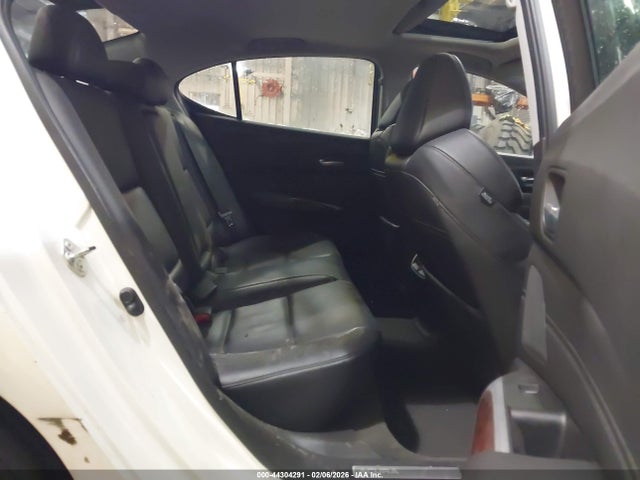 Продажа на аукционе авто 2015 Acura Tlx Tech, vin: 19UUB1F55FA015845, номер лота: 44304291