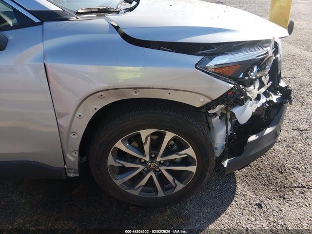 Toyota Corolla Cross Xle 2023 7MUDAAAG6PV067246 Image 18
