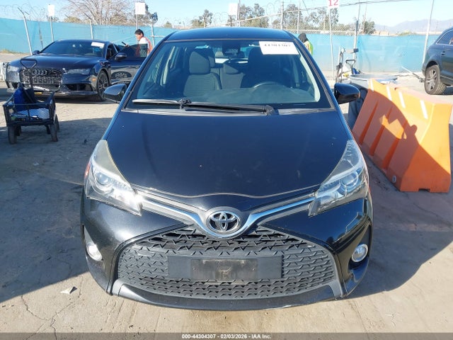 VNKKTUD36HA077190 Toyota Yaris Se