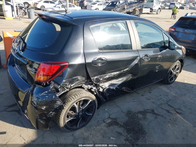 VNKKTUD36HA077190 Toyota Yaris Se