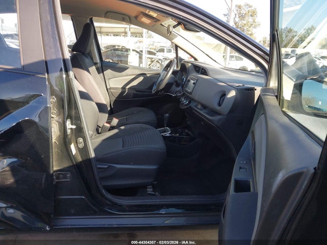 VNKKTUD36HA077190 Toyota Yaris Se