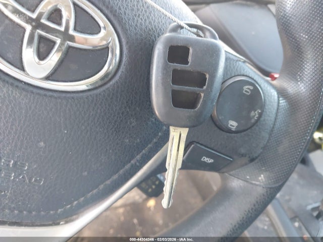 JTMZFREV1EJ010312 Toyota RAV4 LE