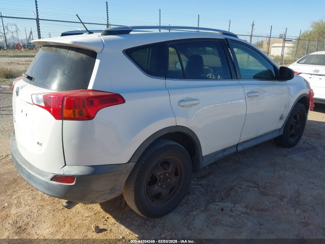 JTMZFREV1EJ010312 Toyota RAV4 LE
