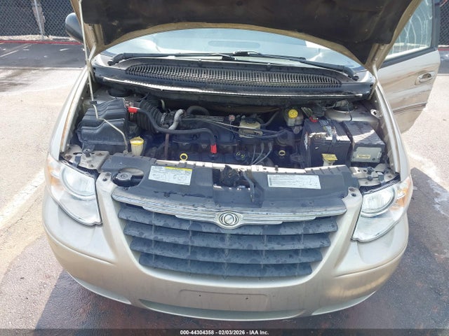 2005 Chrysler Town & Country Touring მანქანა იყიდება აუქციონზე, vin: 2C8GP54L45R468966, აუქციონის ნომერი: 44304358