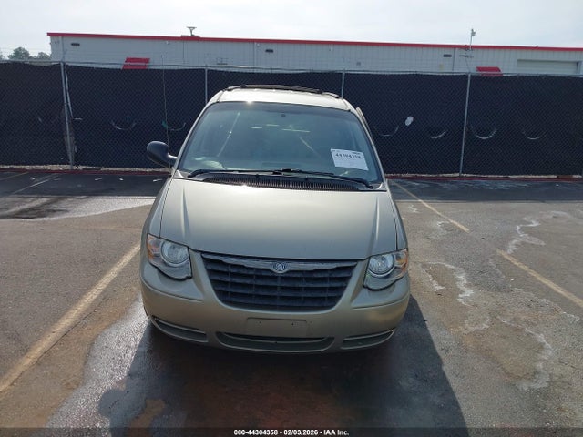 2005 Chrysler Town & Country Touring მანქანა იყიდება აუქციონზე, vin: 2C8GP54L45R468966, აუქციონის ნომერი: 44304358
