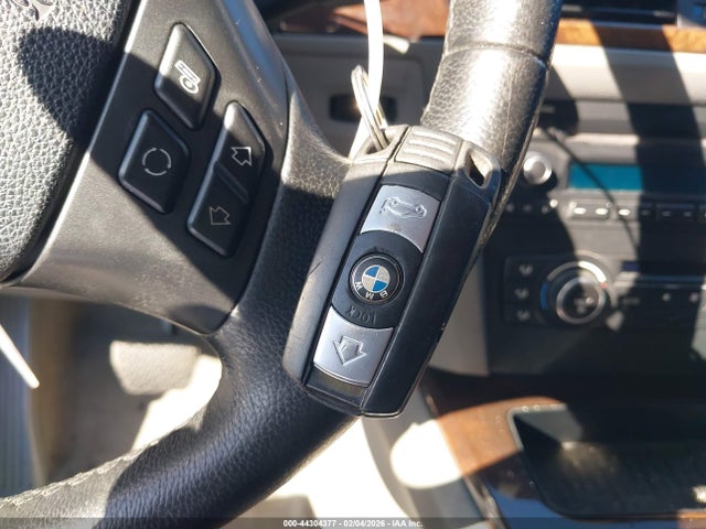 44304377 :رقم المزاد ، WBAPH7G58BNN04431 vin ، 2011 Bmw 328i مزاد بيع
