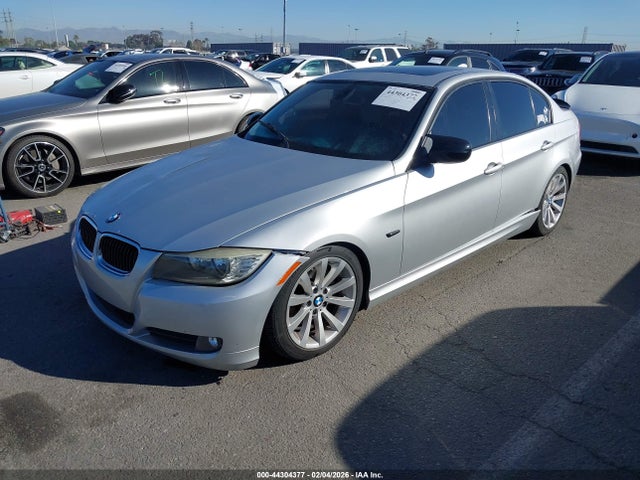 44304377 :رقم المزاد ، WBAPH7G58BNN04431 vin ، 2011 Bmw 328i مزاد بيع
