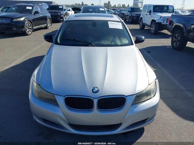 44304377 :رقم المزاد ، WBAPH7G58BNN04431 vin ، 2011 Bmw 328i مزاد بيع