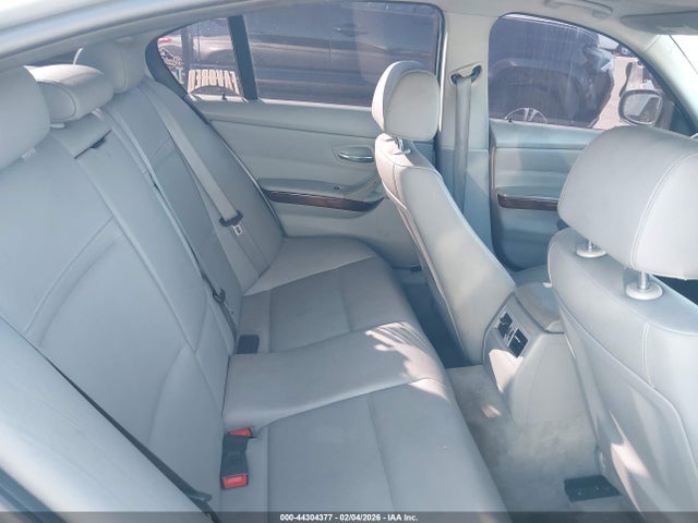 44304377 :رقم المزاد ، WBAPH7G58BNN04431 vin ، 2011 Bmw 328i مزاد بيع