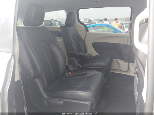 Aukcja sprzedaży 2023 Chrysler Pacifica Hybrid Touring L, vin: 2C4RC1L79PR614624, numer aukcji: 44304417
