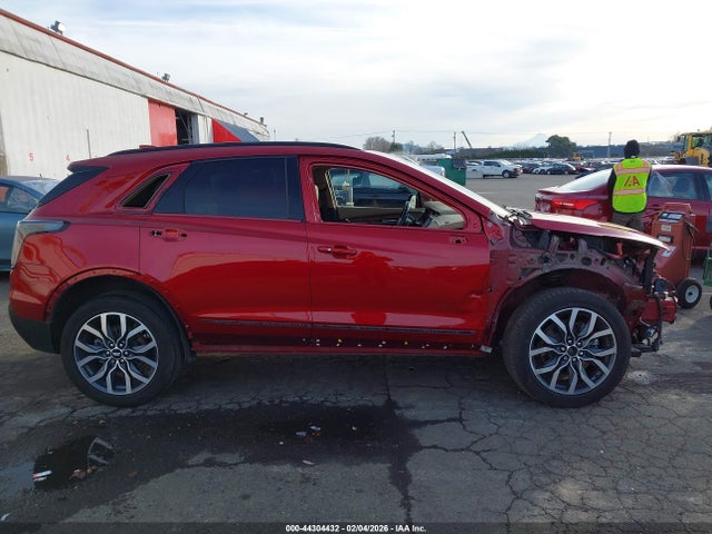 1GYKNHRS8MZ206319 Cadillac Xt5 Awd Sport