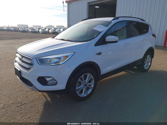 Ford ESCAPE SE 2018 1FMCU9GD5JUB25452 Image 2