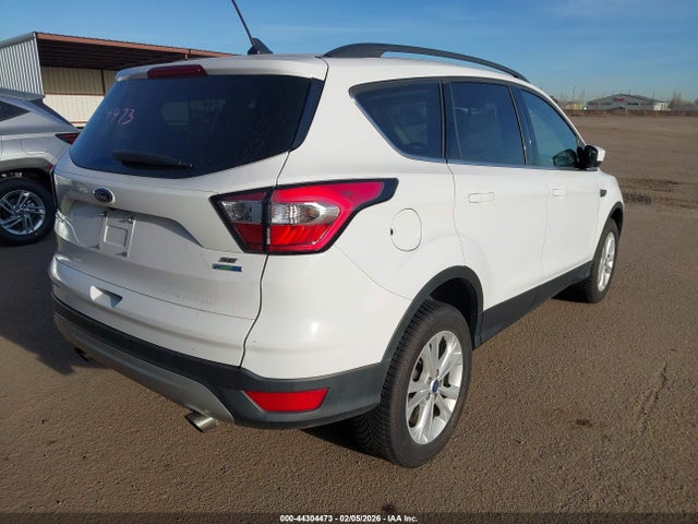 Ford ESCAPE SE 2018 1FMCU9GD5JUB25452 Image 4