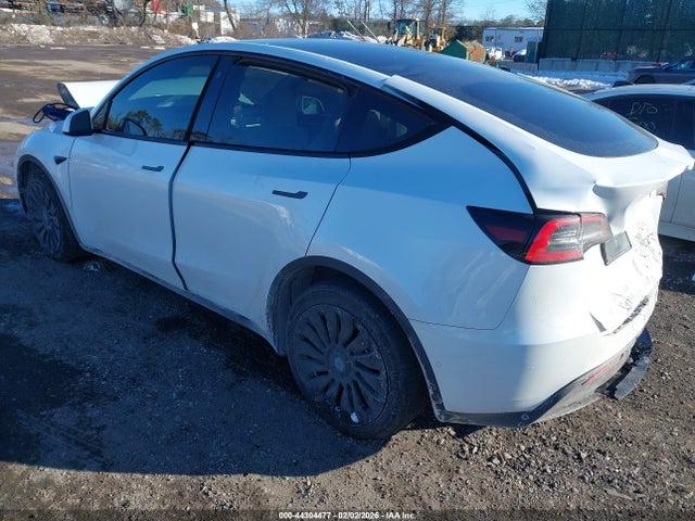 2021 TESLA MODEL Y 5YJYGDEE5MF118949 Photo 2