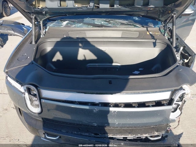 Продажа на аукционе авто 2024 Rivian R1s Adventure Quad Motor Large Pack, vin: 7PDSGABA1RN039642, номер лота: 44304483