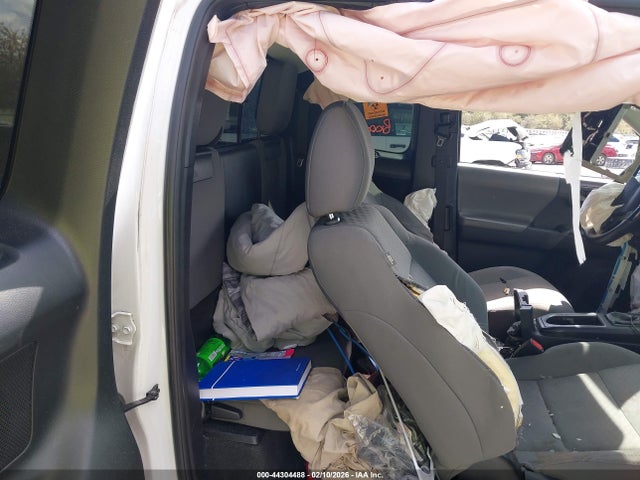 3TYRZ5CN2MT003927 Toyota Tacoma Sr V6