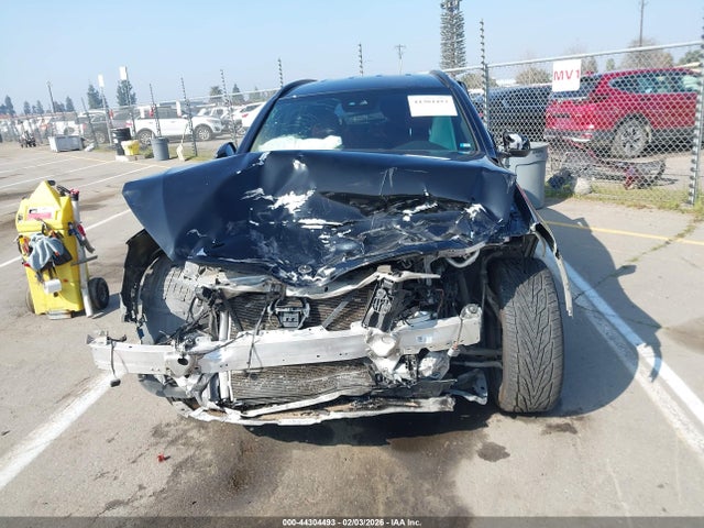44304493 :رقم المزاد ، W1N0G8DB1NG101545 vin ، 2022 Mercedes-benz Glc 300 Suv مزاد بيع