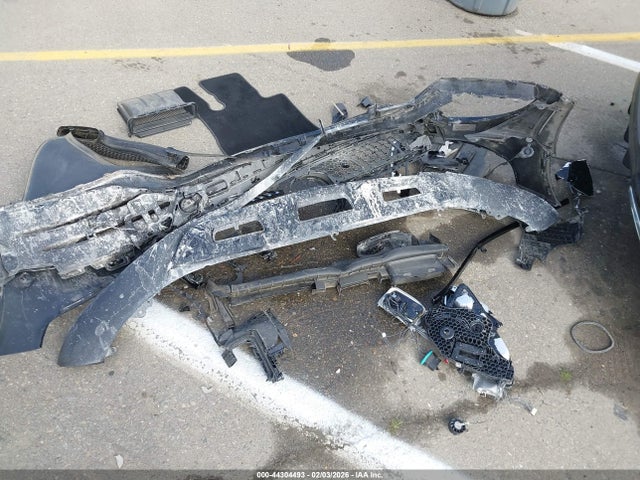 44304493 :رقم المزاد ، W1N0G8DB1NG101545 vin ، 2022 Mercedes-benz Glc 300 Suv مزاد بيع