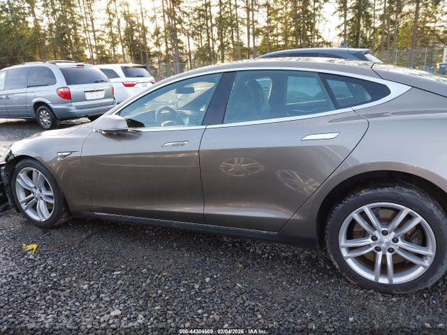Продажа на аукционе авто 2015 Tesla Model S 70d/85d/p85d, vin: 5YJSA1E25FF101793, номер лота: 44304509