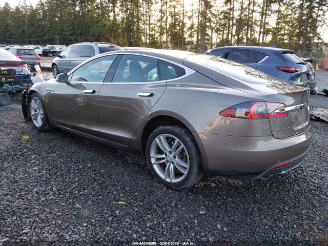 Продажа на аукционе авто 2015 Tesla Model S 70d/85d/p85d, vin: 5YJSA1E25FF101793, номер лота: 44304509
