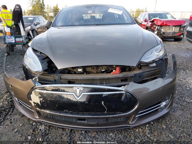 Продажа на аукционе авто 2015 Tesla Model S 70d/85d/p85d, vin: 5YJSA1E25FF101793, номер лота: 44304509