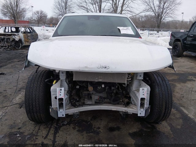 44304511 :رقم المزاد ، 1C4RJKBG1M8118950 vin ، 2021 Jeep Grand Cherokee L Limited 4x4 مزاد بيع