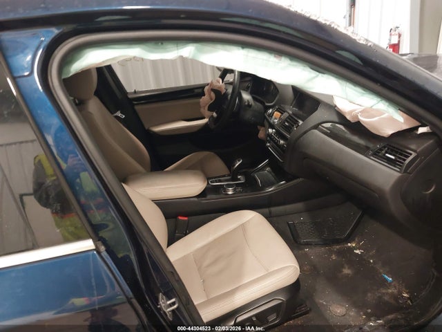 2018 BMW X4 5UXXW3C54J0Y65981 Photo 4