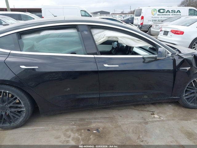 Aukcja sprzedaży 2018 Tesla Model 3 Long Range/performance, vin: 5YJ3E1EB0JF170019, numer aukcji: 44304543