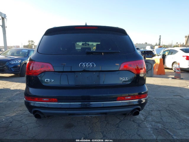 Audi Q7 3.0t Premium 2015 WA1LGAFE2FD003415 Image 16
