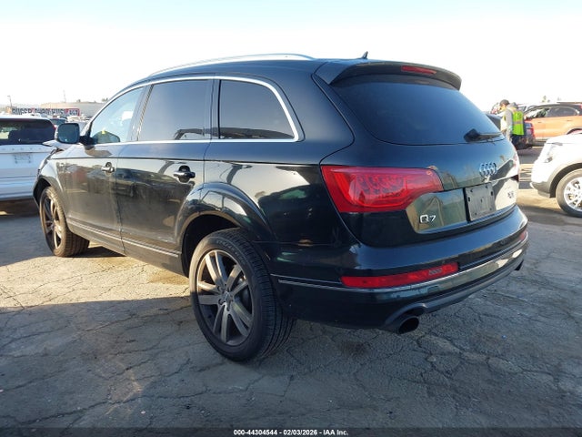 2015 AUDI Q7 WA1LGAFE2FD003415 Photo 2