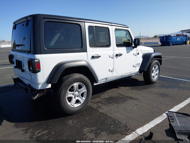 1C4HJXDN4JW204314 Jeep Wrangler Unlimited Sport S 4x4