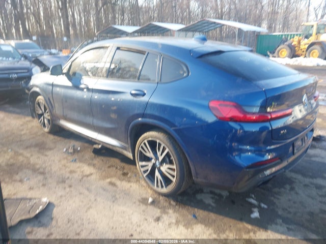 2021 BMW X4 5UX2V5C04M9E77729 Photo 2