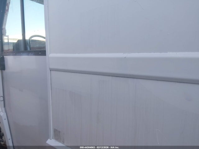 JALB4T176H7W00470 Isuzu Reach