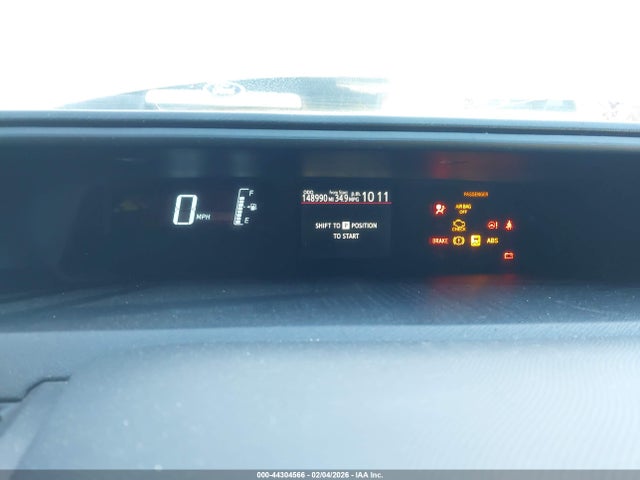 JTDKDTB36F1584137 Toyota Prius C One