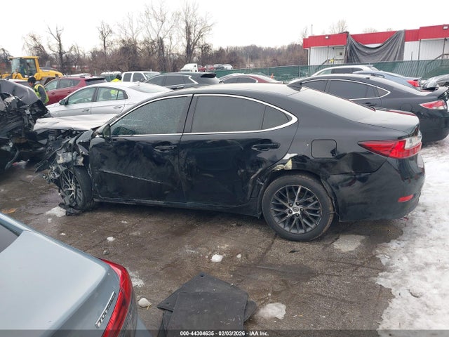 44304635 :رقم المزاد ، 58ABK1GG9GU026051 vin ، 2016 Lexus Es 350 مزاد بيع